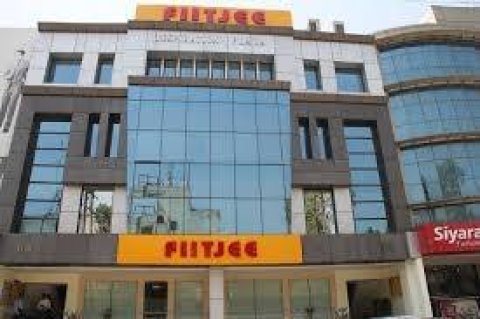 FiiTJEE South Delhi